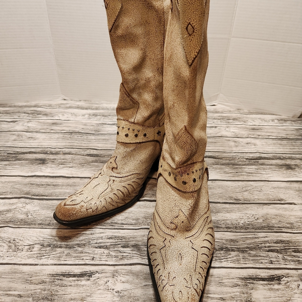 Mia Rhinestone Crinkle boots - Picture 9 of 11